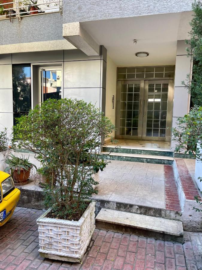 Queen'S Luxury Apartments Lake Tirana Esterno foto